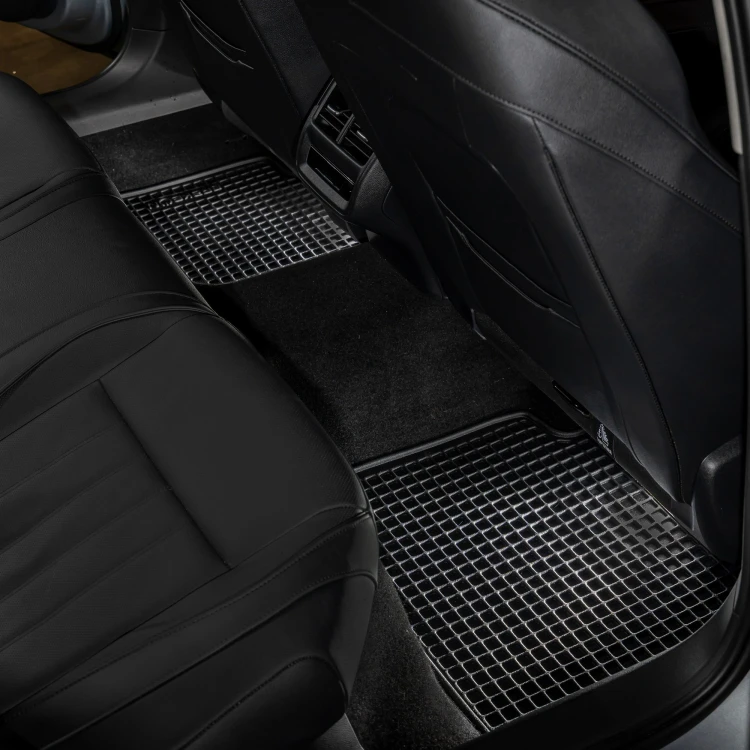 Komplet dywaników gumowych TPE do BMW X3 seria E83 2004-2010 - tylne dywaniki